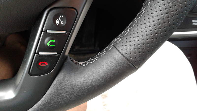 Illustration for article titled I installed a cheap steering leather cover from Ebay and it went great!